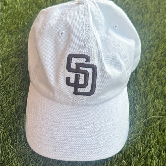 47 White San Diego Padres SD Padres Women’s adjustable hat MLB - Picture 6 of 6
